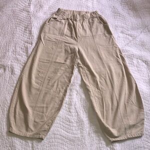 Cotton cream colored high waist elastic balloon pants